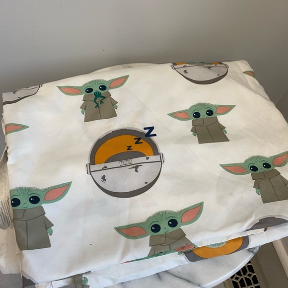 Star Wars - Mandolorian Baby Yoda flat sheet for twin bed - Picture 1 of 4